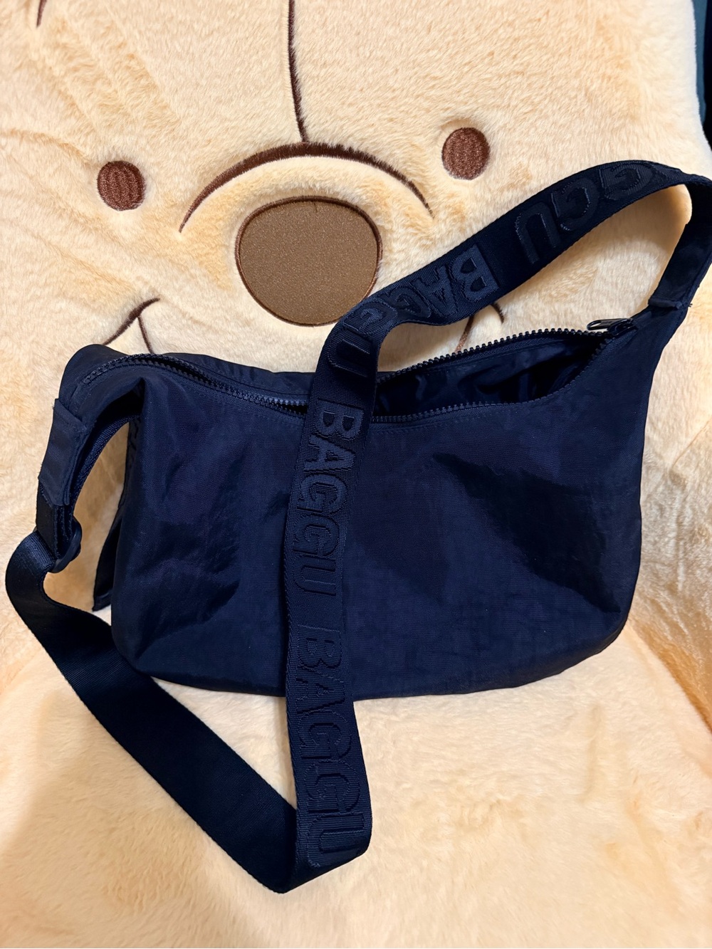 Baggu black crescent crossbody